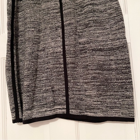 Ann Taylor cotton blend heathered black and white mini contour skirt size Medium - Picture 11 of 16